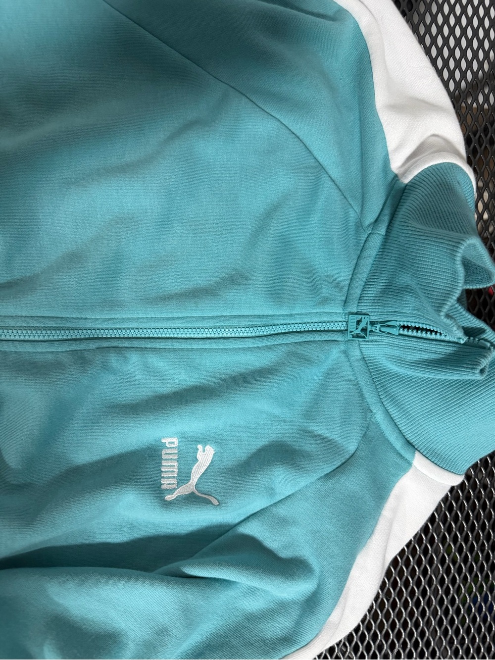 Puma jacket - Picture 2 of 6